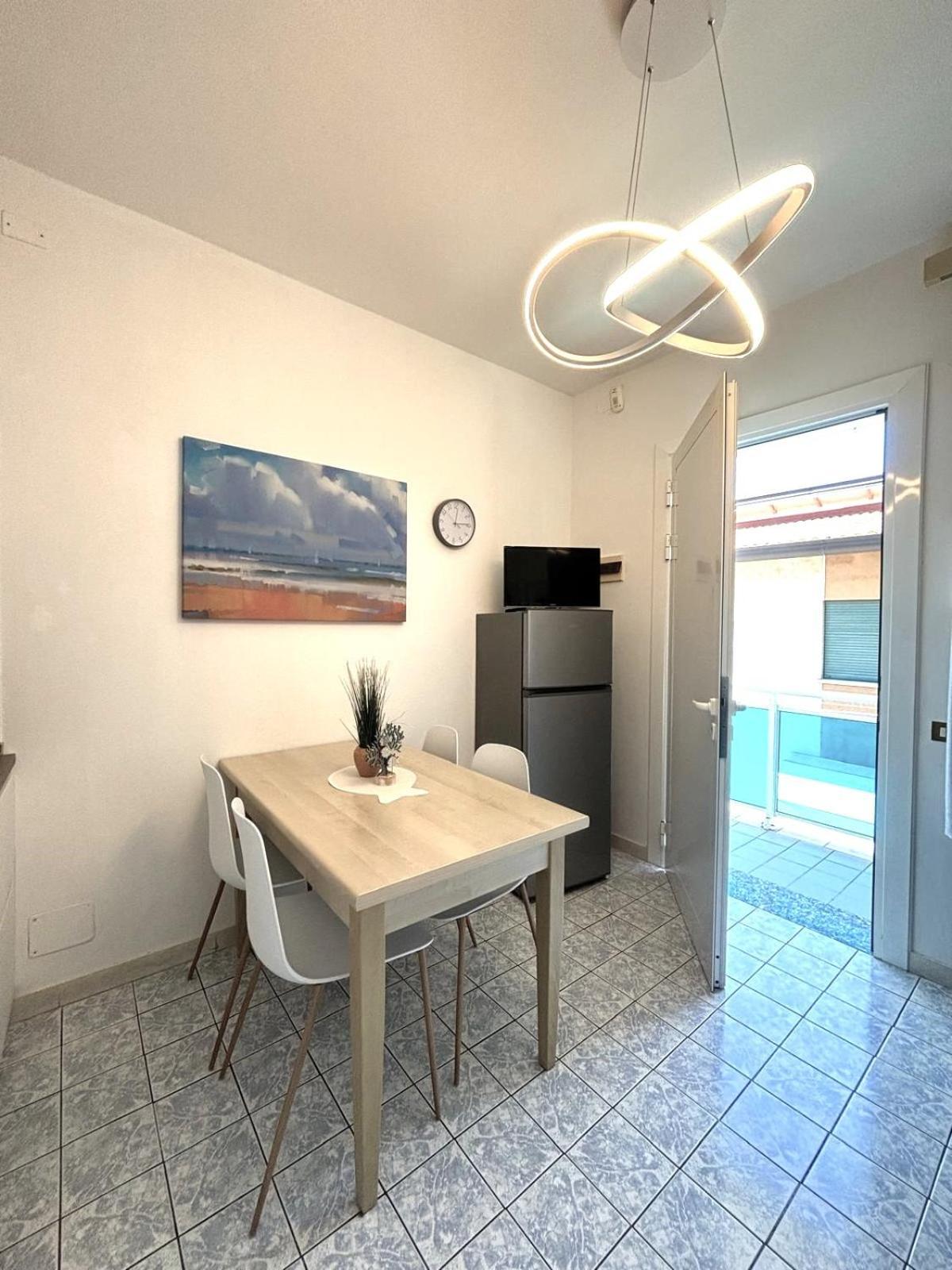 Bilocali Casa De Lazzari - Piazza Brescia - Adria Holiday Jesolo - Family Apartments Dış mekan fotoğraf